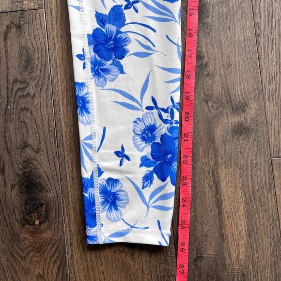 LoveShackFancy Adries Blue White Floral Active Set Top & Leggings Size S NWOT - Picture 6 of 6